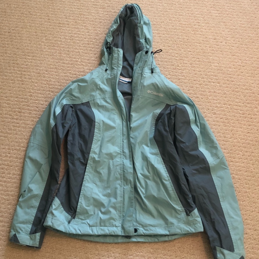 Columbia raincoat